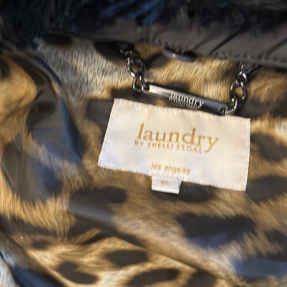 Laundry puffer, pea coat size XL - Picture 3 of 16